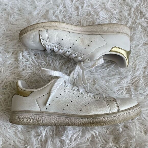 Adidas Stan Smith White Leather Sneakers with Gold Trim Size 7 - Picture 5 of 9